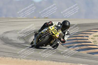media/Oct-04-2025-CVMA (Sat) [[408bcdd6e4]]/Race 10-Amateur Supersport Middleweight/